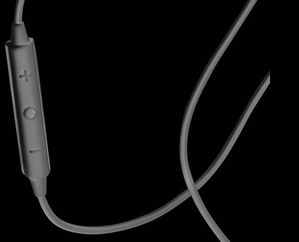 Controlli auricolari